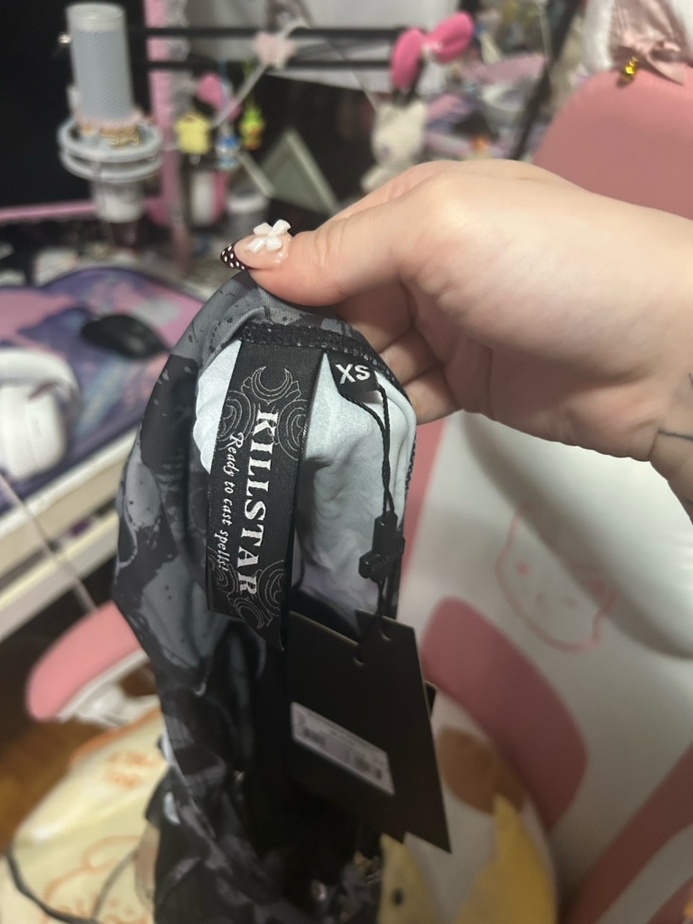 Killstar Shipwreck Black & Grey Skull-Print with Chains One-Piece Swimsuit - Picture 3 of 4